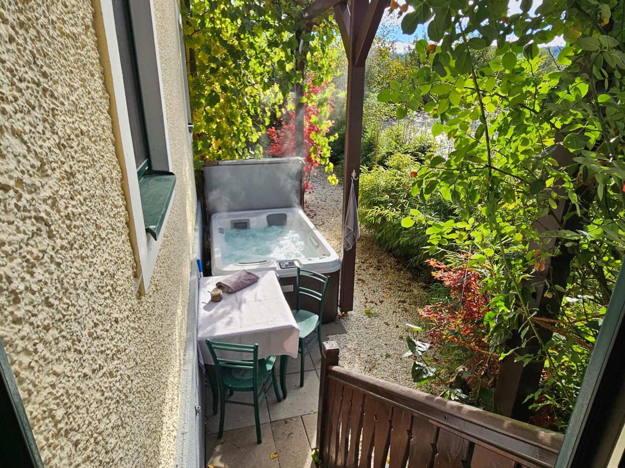 Premium Apartment Mit Privatem Whirlpool, Sauna, Garten Sankt Martin am Grimming Buitenkant foto